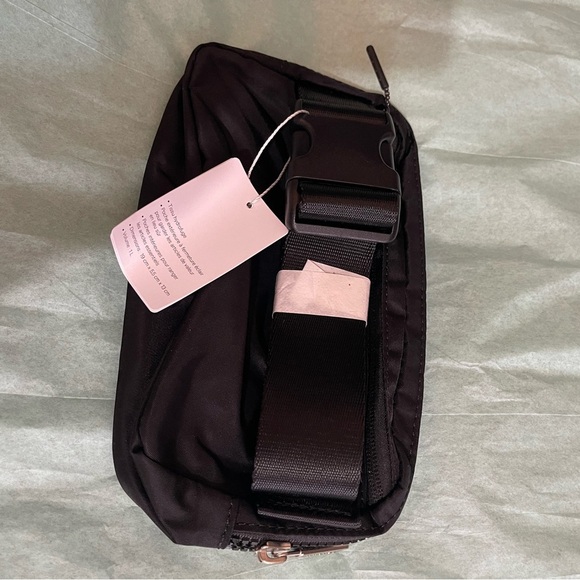 Lululemon leggings and crops and other great items - Picture 12 of 16